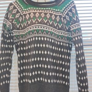 Stylish Gray and Green Women's Crewneck Sweater
